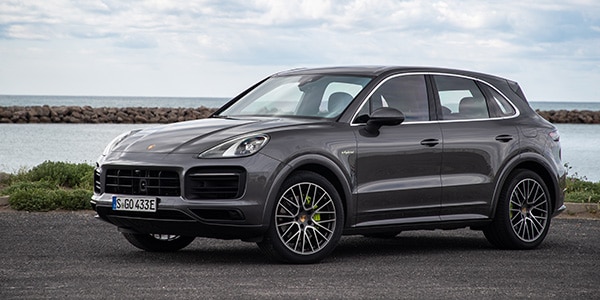 2022 Porsche Cayenne Hybrid