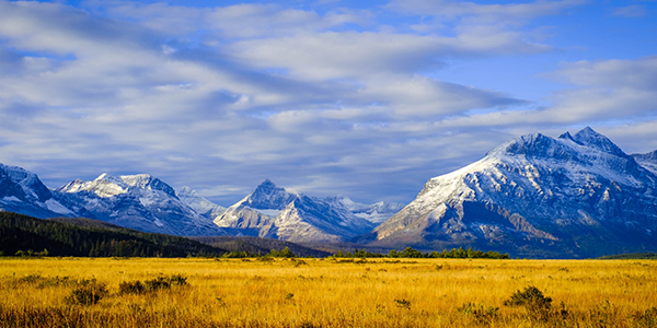 Snow Capped Mountains in Montana | Top 10 States for Auto Refinance Savings