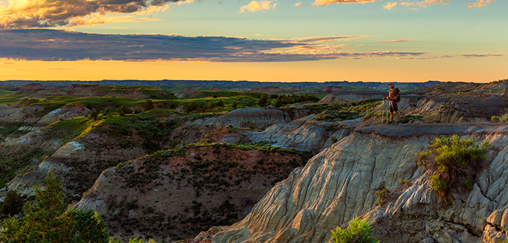 badlands of North Dakota - state with highest refinance savings